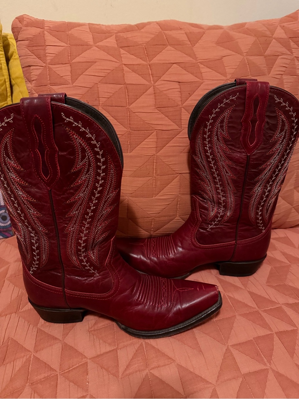 Ariat Heritage J Toe Stretchfit Western Boots- Sangria